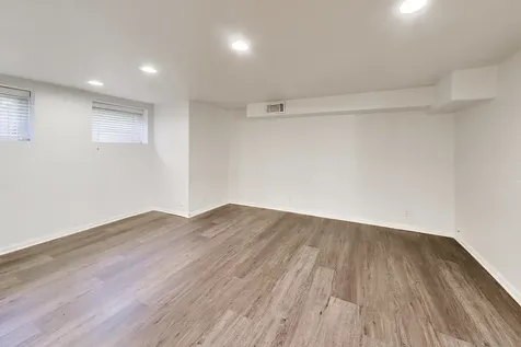 3807 North Alta Vista Terrace Chicago IL 60613