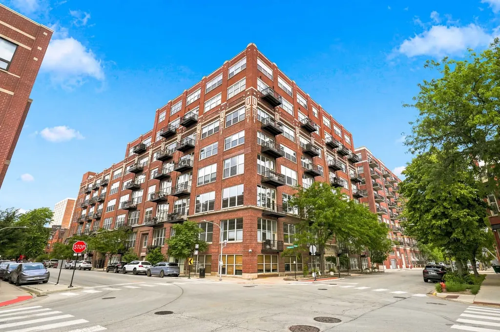 1500 West Monroe Avenue Chicago IL 60607