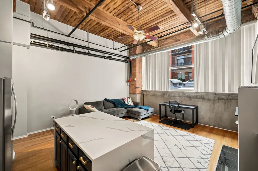 1500 West Monroe Avenue Chicago IL 60607
