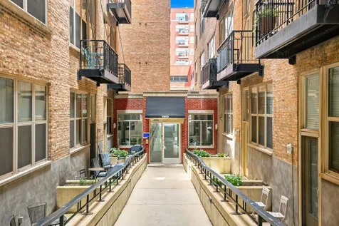 1500 West Monroe Avenue Chicago IL 60607