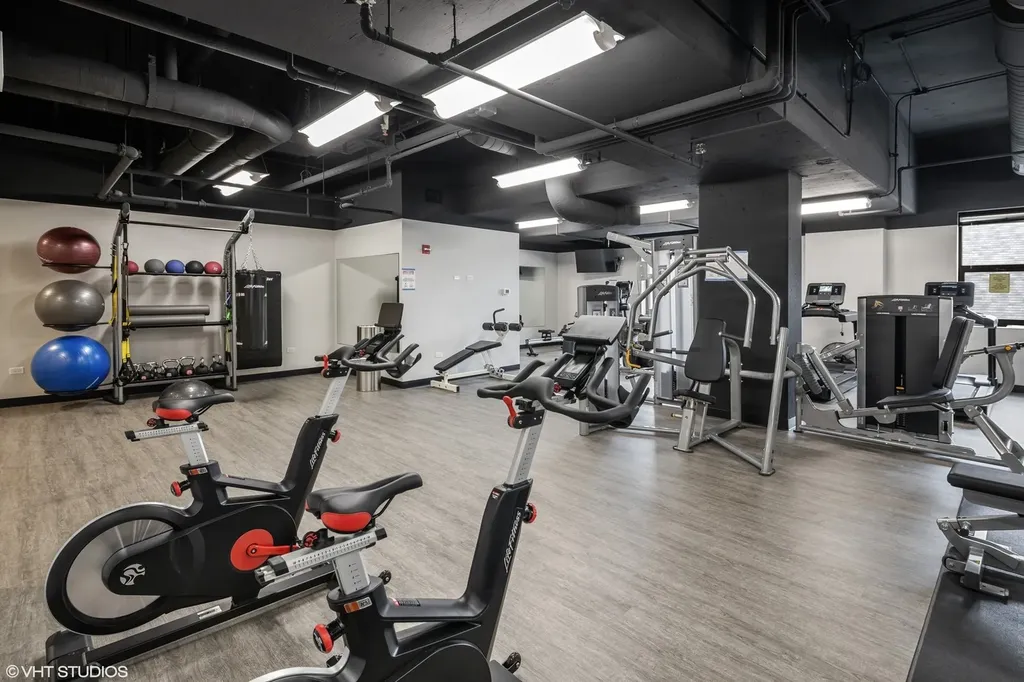 635 North Dearborn Street Chicago IL 60654
