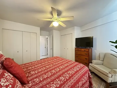 3410 North Lake Shore Drive Chicago IL 60657