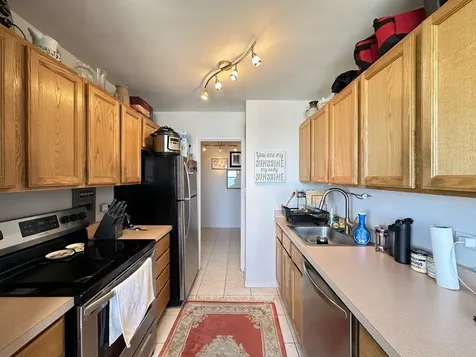 3410 North Lake Shore Drive Chicago IL 60657
