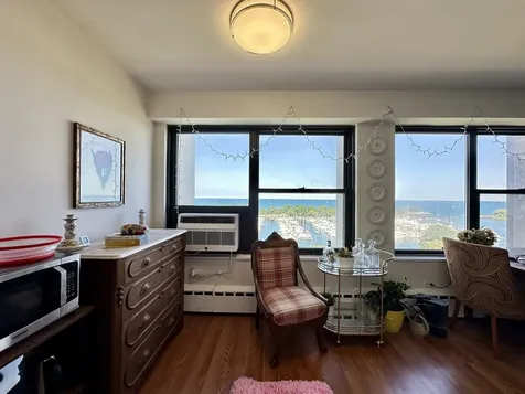 3410 North Lake Shore Drive Chicago IL 60657