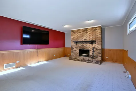 59 South Jane Drive Elgin IL 60123