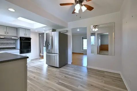59 South Jane Drive Elgin IL 60123