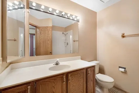 640 Lilac Drive Algonquin IL 60102