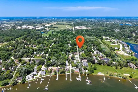 28069 North Lake Drive Wauconda IL 60084