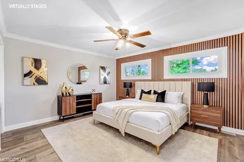 28069 North Lake Drive Wauconda IL 60084