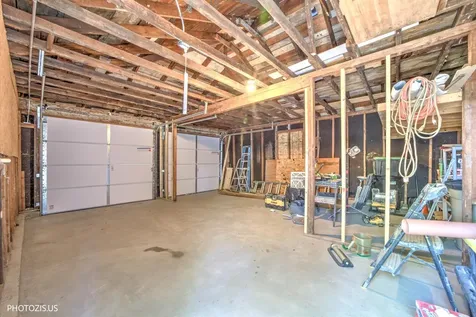 28069 North Lake Drive Wauconda IL 60084