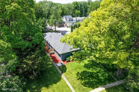 28069 North Lake Drive Wauconda IL 60084
