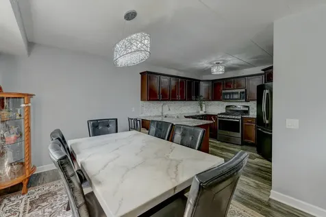 6810 West Winding Trail Oak Forest IL 60452