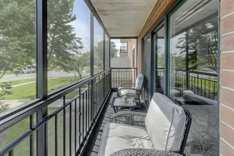 6810 West Winding Trail Oak Forest IL 60452