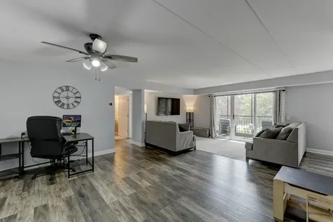 6810 West Winding Trail Oak Forest IL 60452