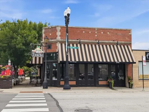 6719 North Oshkosh Avenue Chicago IL 60631