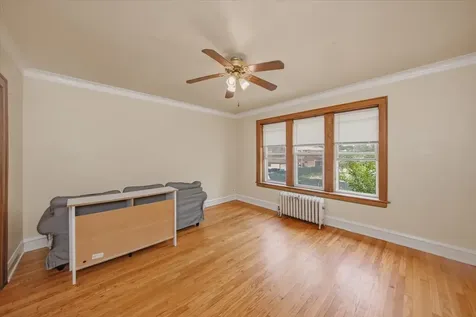 6719 North Oshkosh Avenue Chicago IL 60631