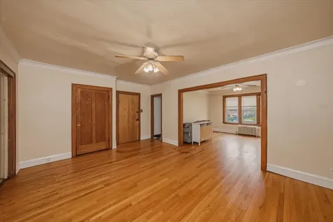 6719 North Oshkosh Avenue Chicago IL 60631