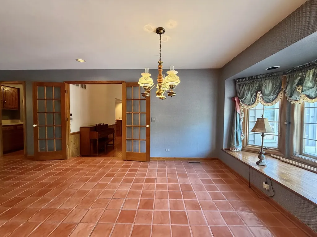 510 Delkir Court Naperville IL 60565