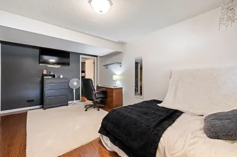 745 Sunbury Road South Elgin IL 60177
