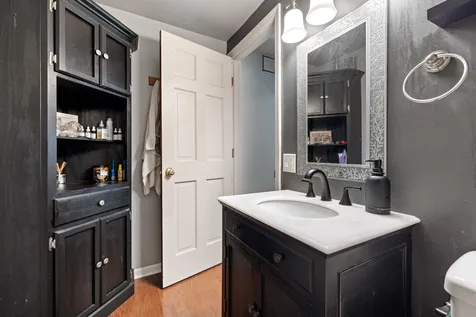 745 Sunbury Road South Elgin IL 60177
