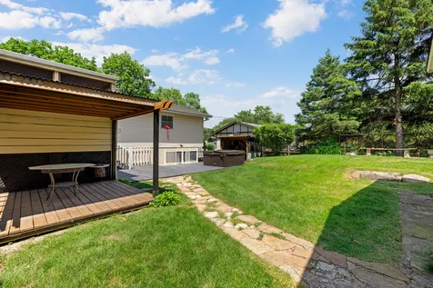 745 Sunbury Road South Elgin IL 60177