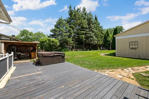 745 Sunbury Road South Elgin IL 60177