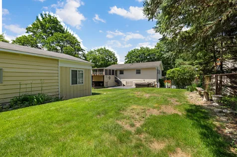745 Sunbury Road South Elgin IL 60177