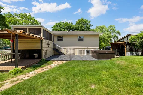 745 Sunbury Road South Elgin IL 60177