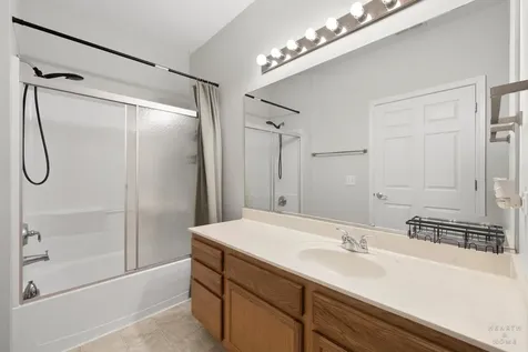 2305 Aurora Drive Hampshire IL 60140