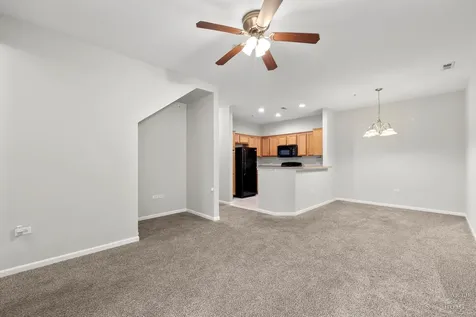 2305 Aurora Drive Hampshire IL 60140