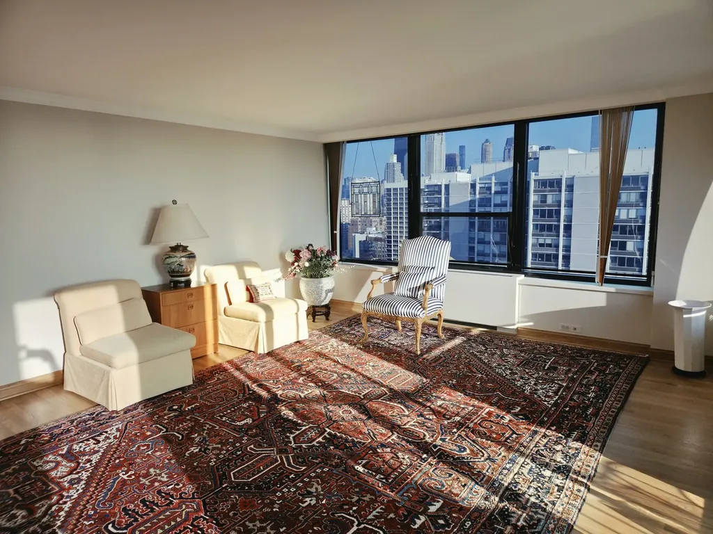 1560 North Sandburg Terrace Chicago IL 60610