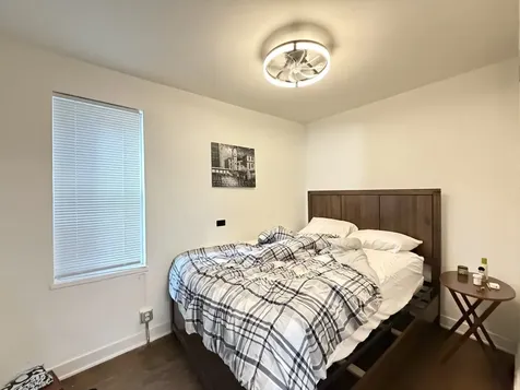 1933 West Grand Avenue Chicago IL 60622