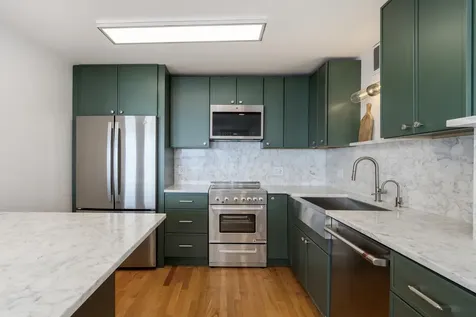 2626 North Lakeview Avenue Chicago IL 60614