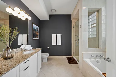 3010 North Sheffield Avenue Chicago IL 60657