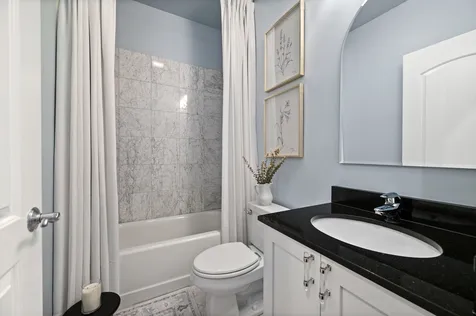 3010 North Sheffield Avenue Chicago IL 60657