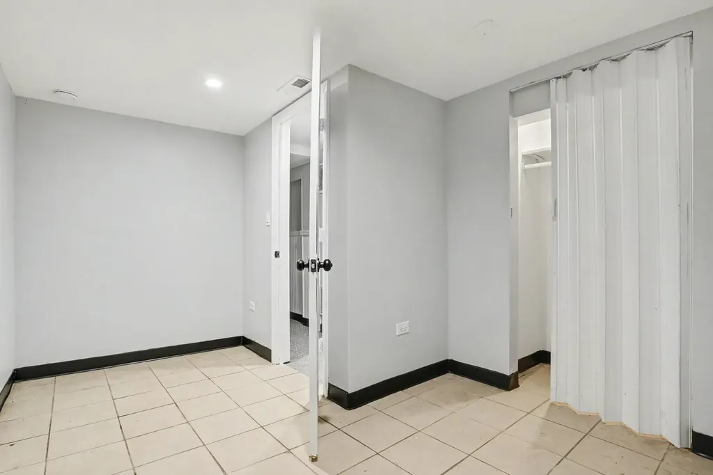 326 West 107th Place Chicago IL 60628