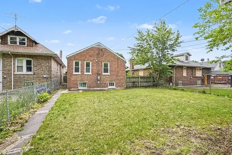 326 West 107th Place Chicago IL 60628