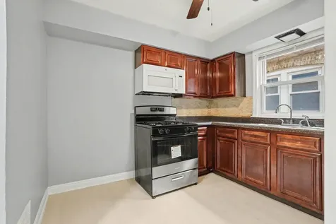 326 West 107th Place Chicago IL 60628