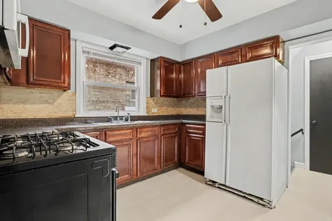 326 West 107th Place Chicago IL 60628
