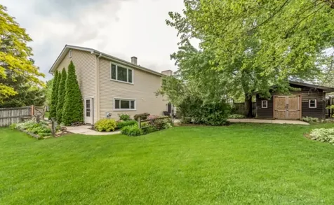238 South Park Place Drive Bartlett IL 60103