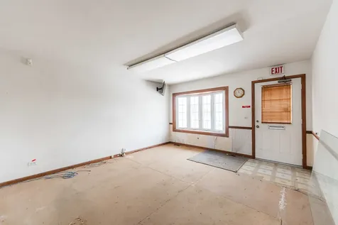 205 Pinecroft Drive Roselle IL 60172