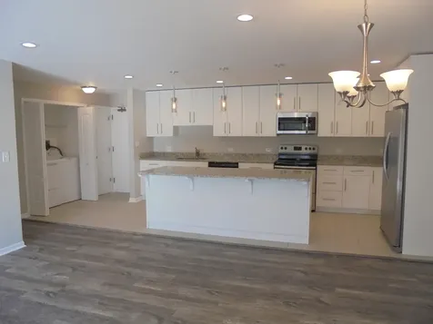821 Oakton Street E Elk Grove Village IL 60007