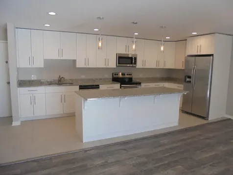 821 Oakton Street E Elk Grove Village IL 60007