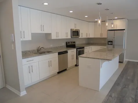 821 Oakton Street E Elk Grove Village IL 60007