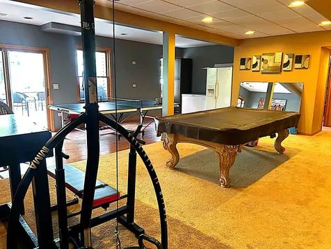 2484 Warwick Court Aurora IL 60503