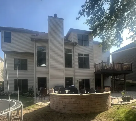 2484 Warwick Court Aurora IL 60503