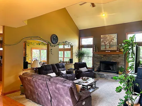 2484 Warwick Court Aurora IL 60503
