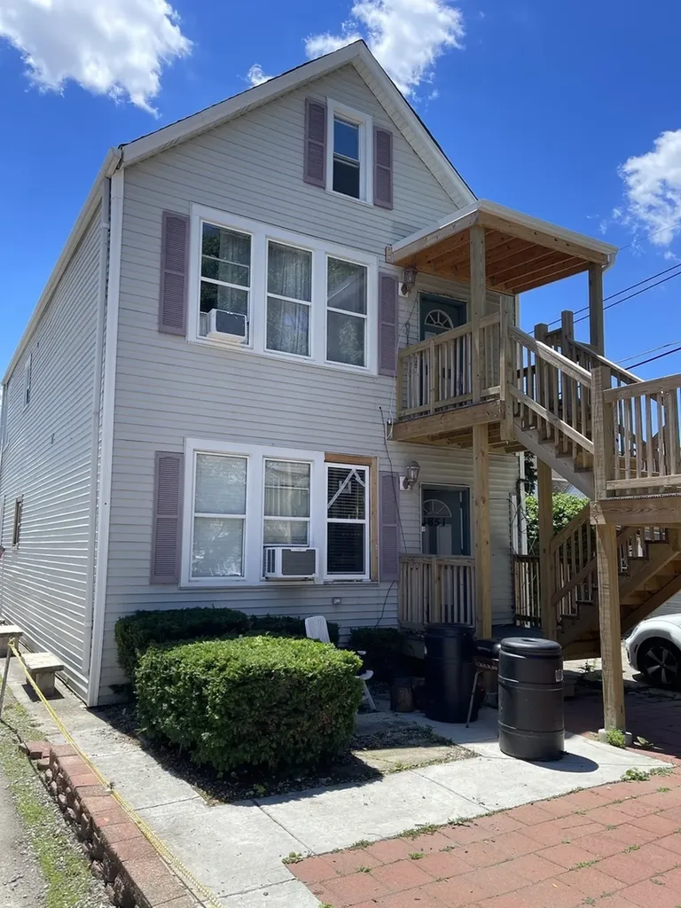 4851 West 28th Street Cicero IL 60804