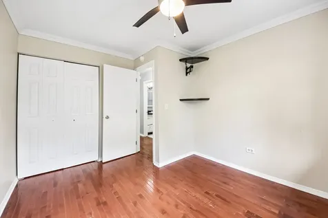 1124 East Potomac Lane Palatine IL 60074