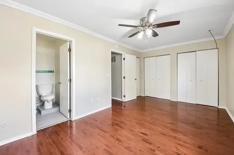 1124 East Potomac Lane Palatine IL 60074